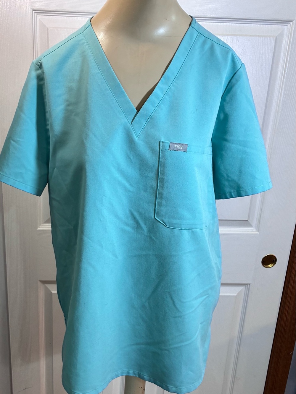 Figs sea glass Catarina one pocket scrub top size large